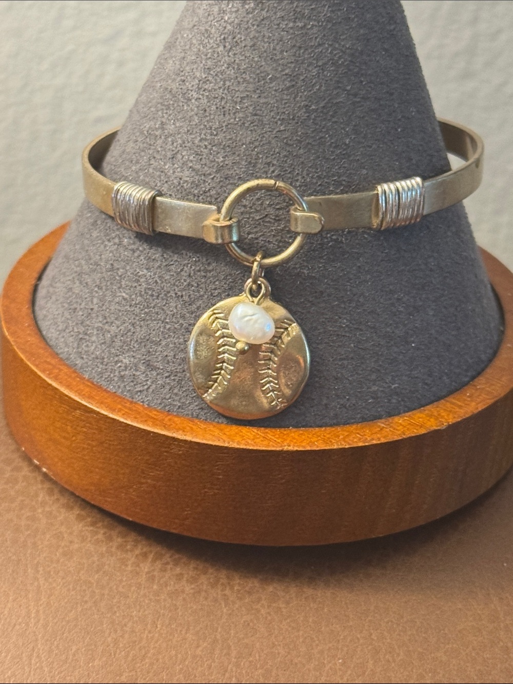 Vintage gold & silver tone softball/pearl charm bracelet
